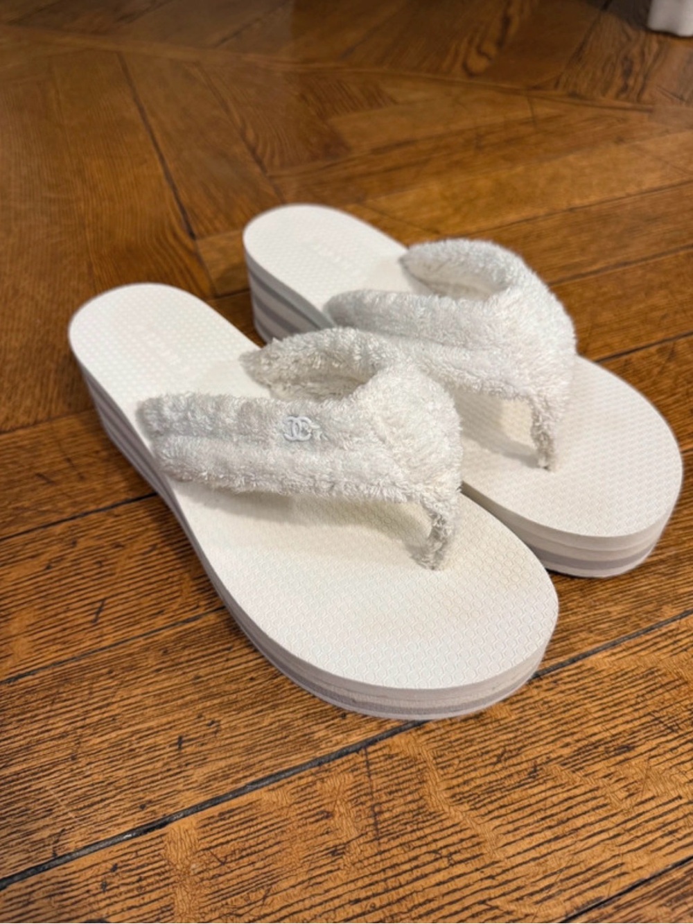 CHANEL White Fuzzy Platform Thong Sandals - Women